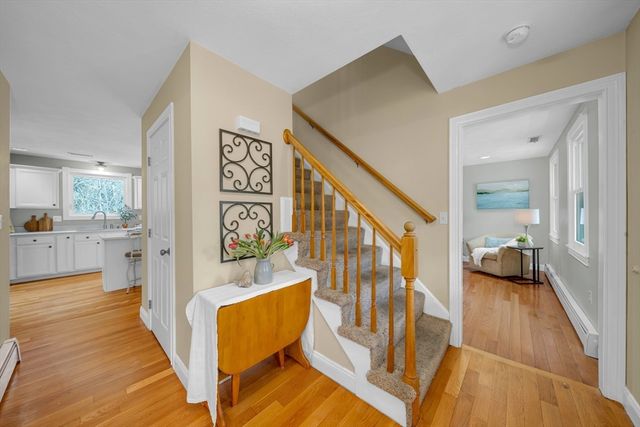 10 Stonehedge Dr, Wilmington, MA 01887