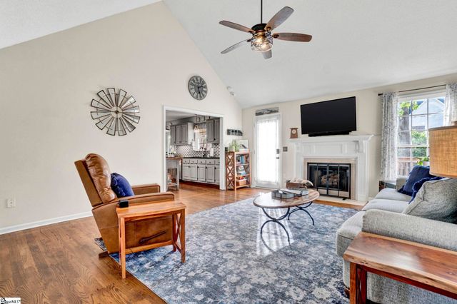 6 Bartles Court, Simpsonville, SC 29681