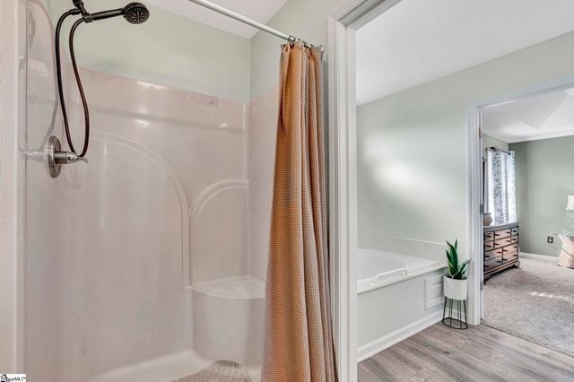 6 Bartles Court, Simpsonville, SC 29681