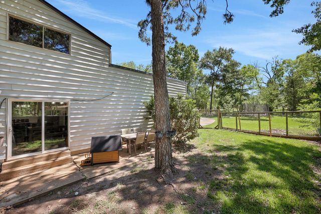 141 N Pine Harbour Drive, Coldspring, TX 77331