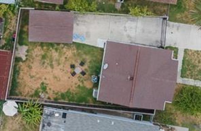 5721 Sylvia Drive, Galveston, TX 77551