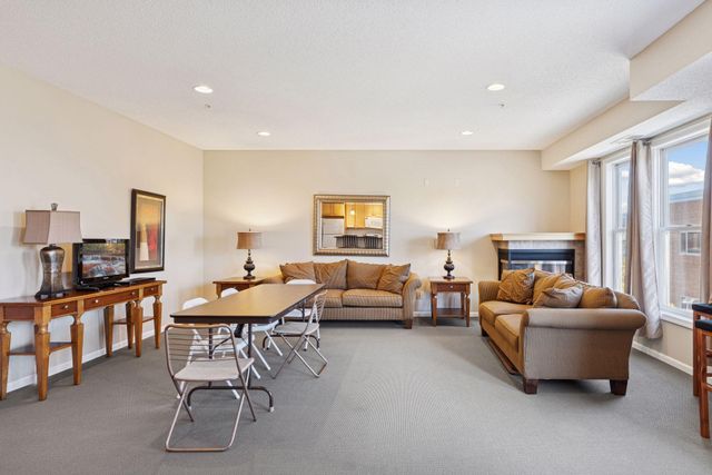 100 4th Avenue N 308, South Saint Paul, MN 55075