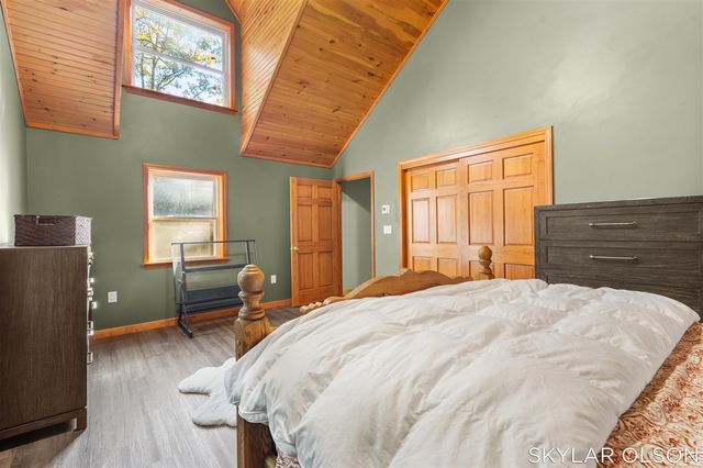 10711 N Tuttle Road, Free Soil, MI 49411