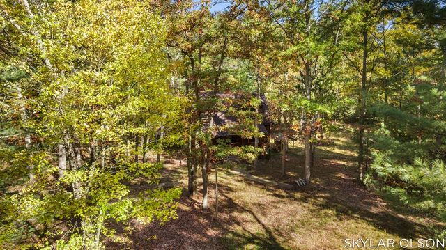 10711 N Tuttle Road, Free Soil, MI 49411