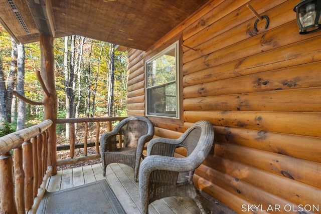 10711 N Tuttle Road, Free Soil, MI 49411