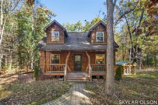 10711 N Tuttle Road, Free Soil, MI 49411