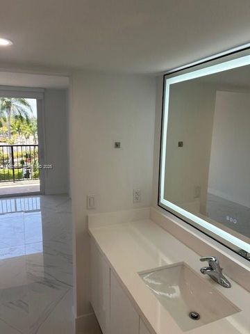 55 Ocean Lane Dr 3034, Key Biscayne, FL 33149