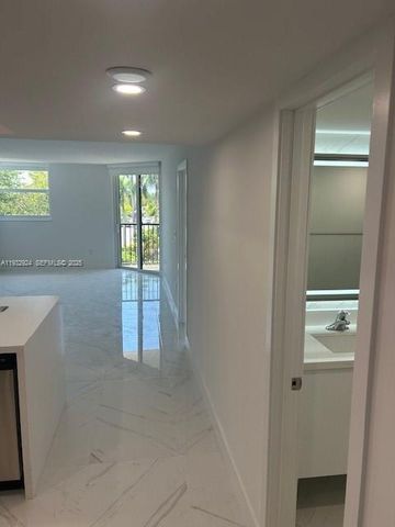 55 Ocean Lane Dr 3034, Key Biscayne, FL 33149