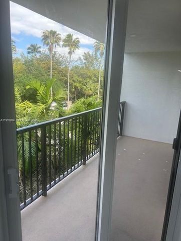 55 Ocean Lane Dr 3034, Key Biscayne, FL 33149