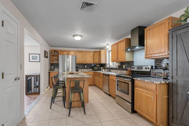 22 Brandy Lane, Pelham, NH 03076