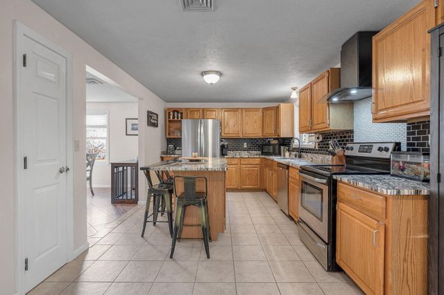 22 Brandy Lane, Pelham, NH 03076