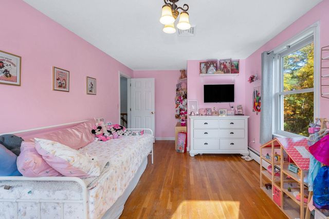 22 Brandy Lane, Pelham, NH 03076