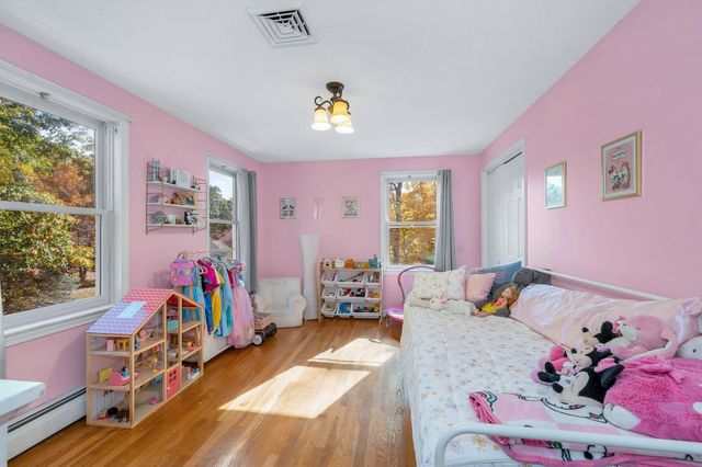 22 Brandy Lane, Pelham, NH 03076