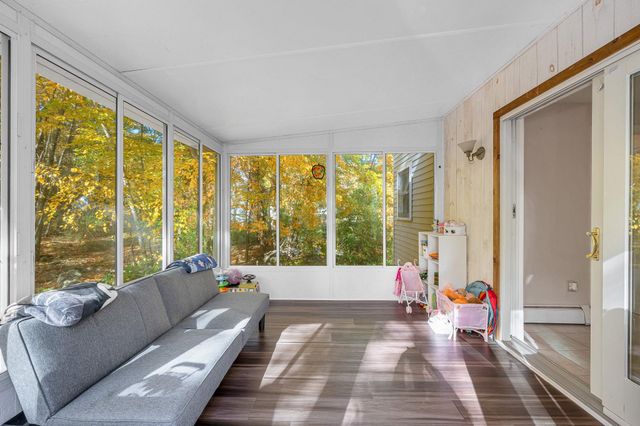 22 Brandy Lane, Pelham, NH 03076