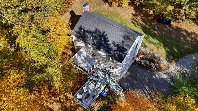 22 Brandy Lane, Pelham, NH 03076