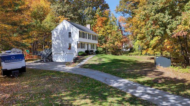 22 Brandy Lane, Pelham, NH 03076