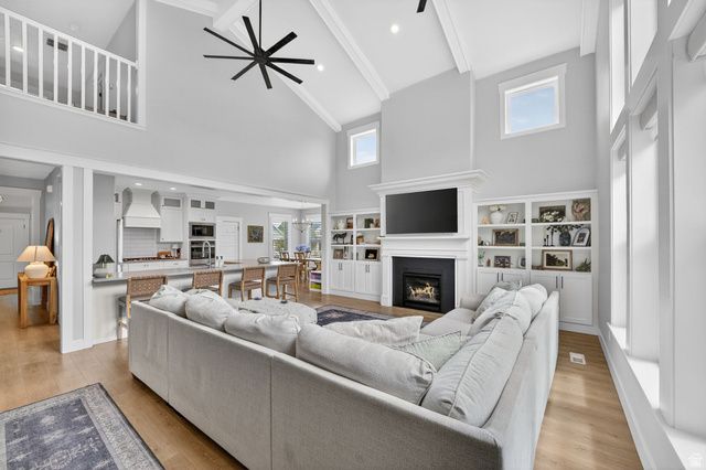 10854 S LAMOND DR, South Jordan, UT 84009