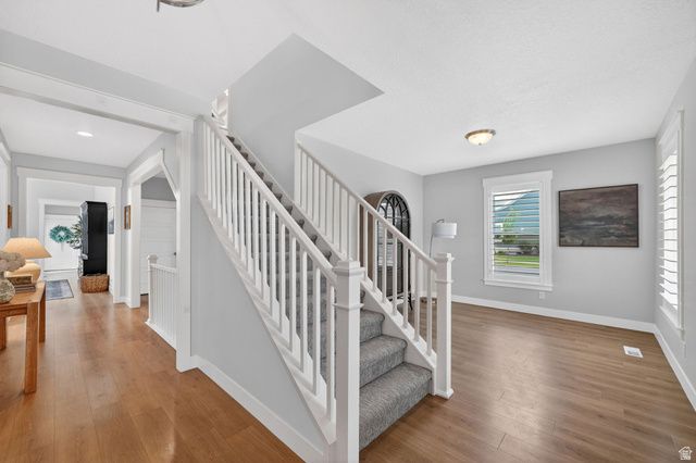 10854 S LAMOND DR, South Jordan, UT 84009
