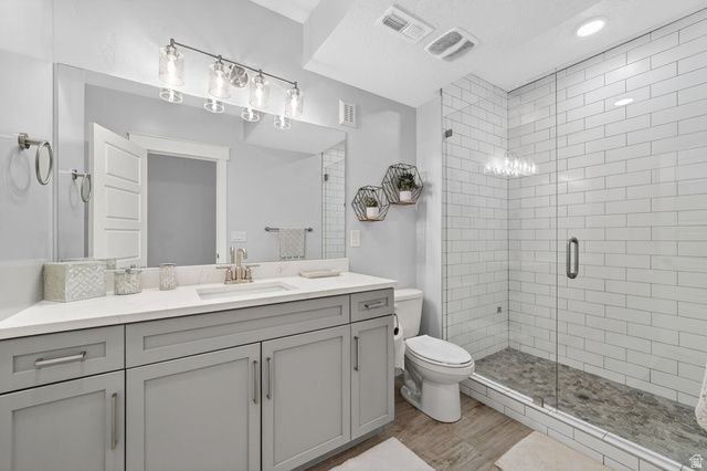 10854 S LAMOND DR, South Jordan, UT 84009