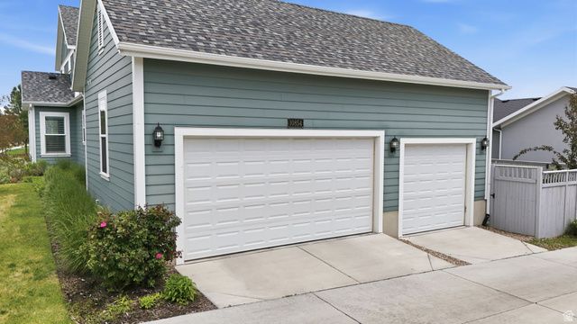 10854 S LAMOND DR, South Jordan, UT 84009