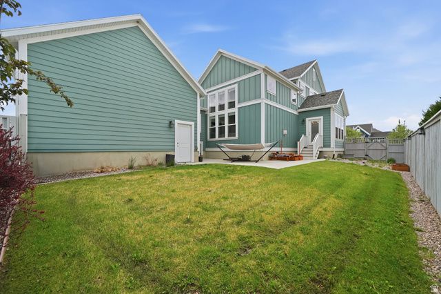 10854 S LAMOND DR, South Jordan, UT 84009