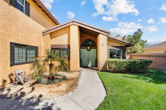3115 Glad Way, Lancaster, CA 93536