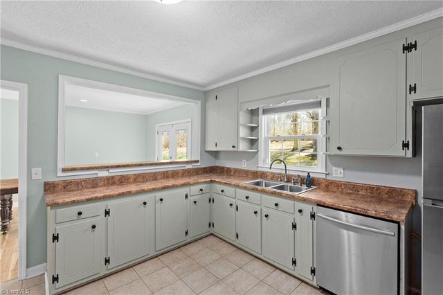 120 Shaw Street, Randleman, NC 27317