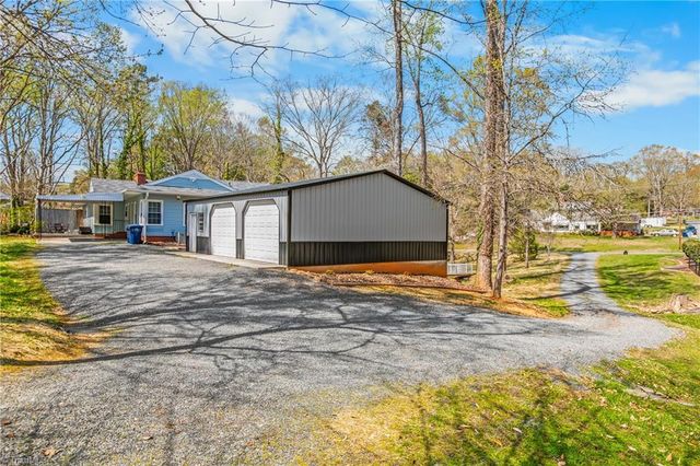120 Shaw Street, Randleman, NC 27317