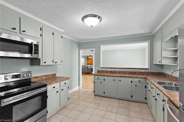 120 Shaw Street, Randleman, NC 27317