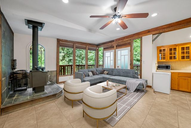 975 Logan Creek Road, Boulder Creek, CA 95006