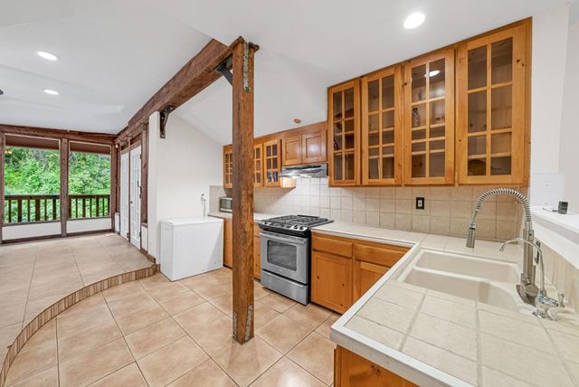 975 Logan Creek Road, Boulder Creek, CA 95006