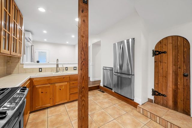 975 Logan Creek Road, Boulder Creek, CA 95006