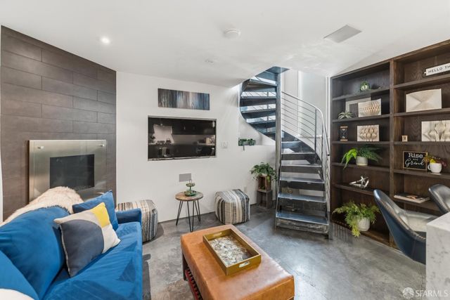 2459 Lombard Street, San Francisco, CA 94123