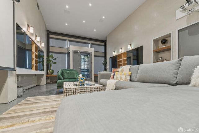 2459 Lombard Street, San Francisco, CA 94123