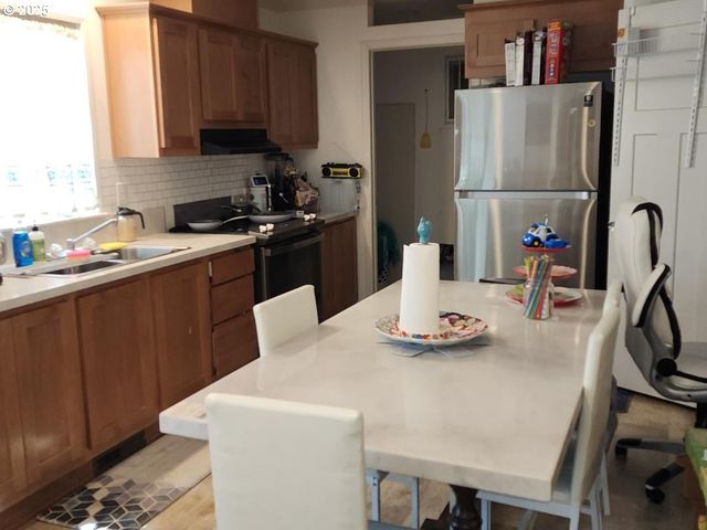 226 OWYHEE Ln, Roseburg, OR 97471