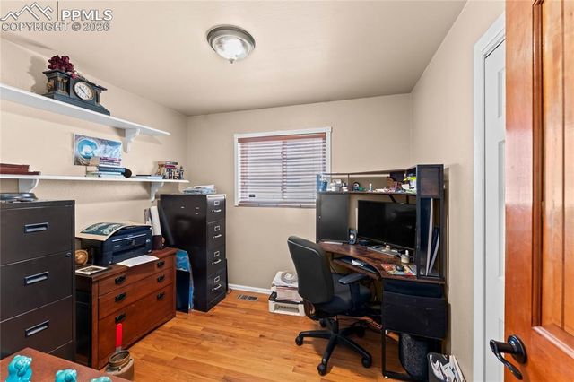 44 N Dartmouth Street, Colorado Springs, CO 80911