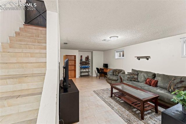 44 N Dartmouth Street, Colorado Springs, CO 80911