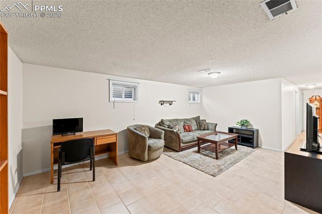 44 N Dartmouth Street, Colorado Springs, CO 80911