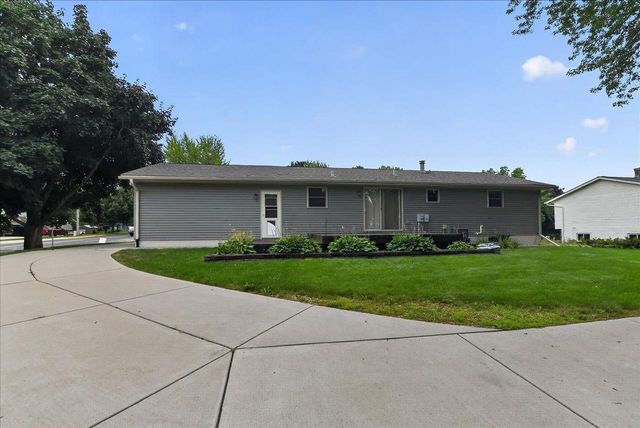 500 Hank's Hollow Trail, Deforest, WI 53532