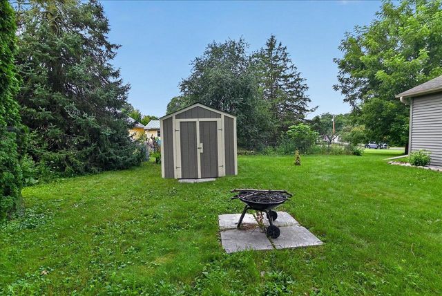 500 Hank's Hollow Trail, Deforest, WI 53532