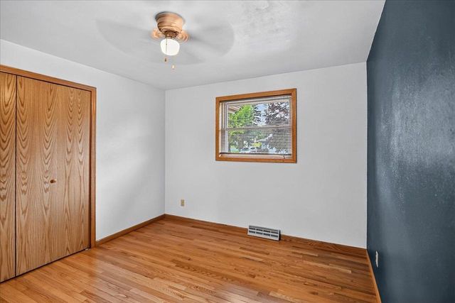 500 Hank's Hollow Trail, Deforest, WI 53532