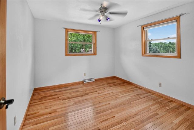 500 Hank's Hollow Trail, Deforest, WI 53532