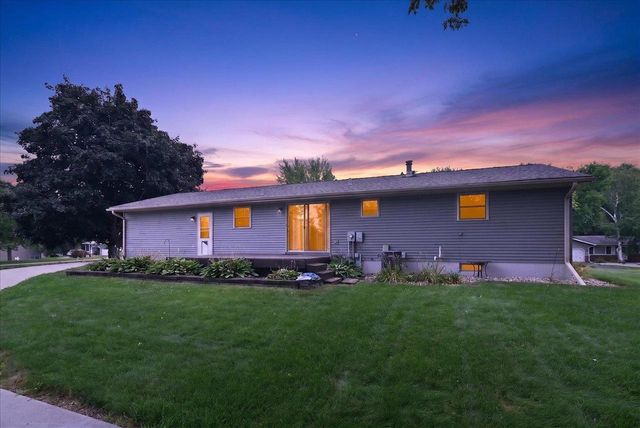 500 Hank's Hollow Trail, Deforest, WI 53532