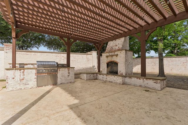 734 Warwick Lane, Coppell, TX 75019
