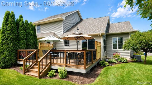 16525 W Horseshoe Trail, Linden, MI 48451