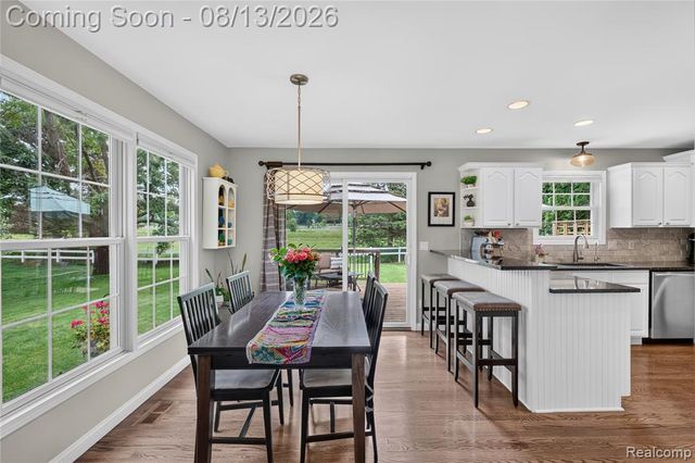 16525 W Horseshoe Trail, Linden, MI 48451