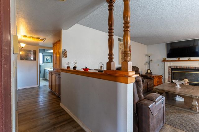 1722 Buckingham Avenue, Clovis, CA 93611