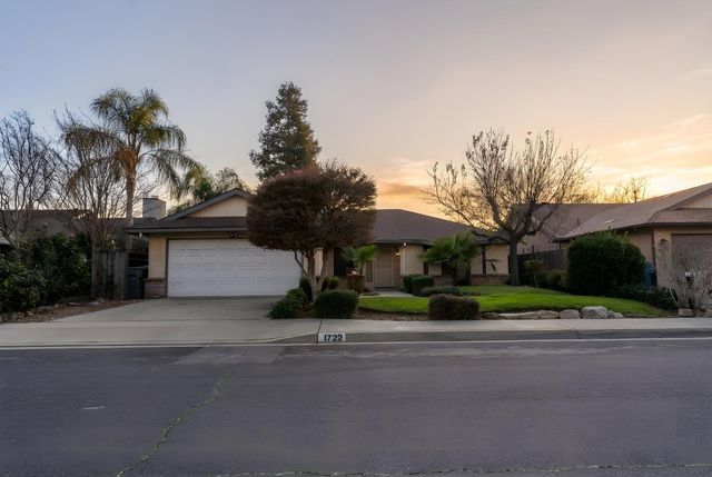 1722 Buckingham Avenue, Clovis, CA 93611