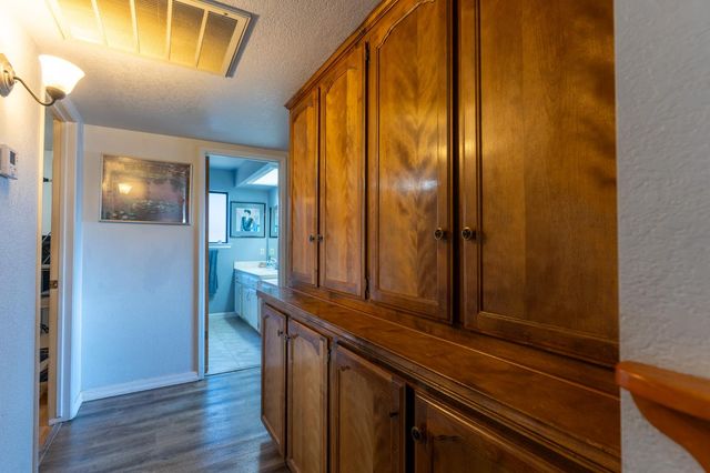 1722 Buckingham Avenue, Clovis, CA 93611