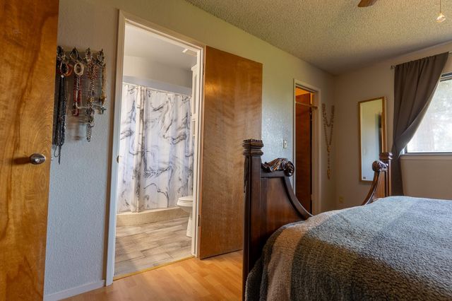 1722 Buckingham Avenue, Clovis, CA 93611